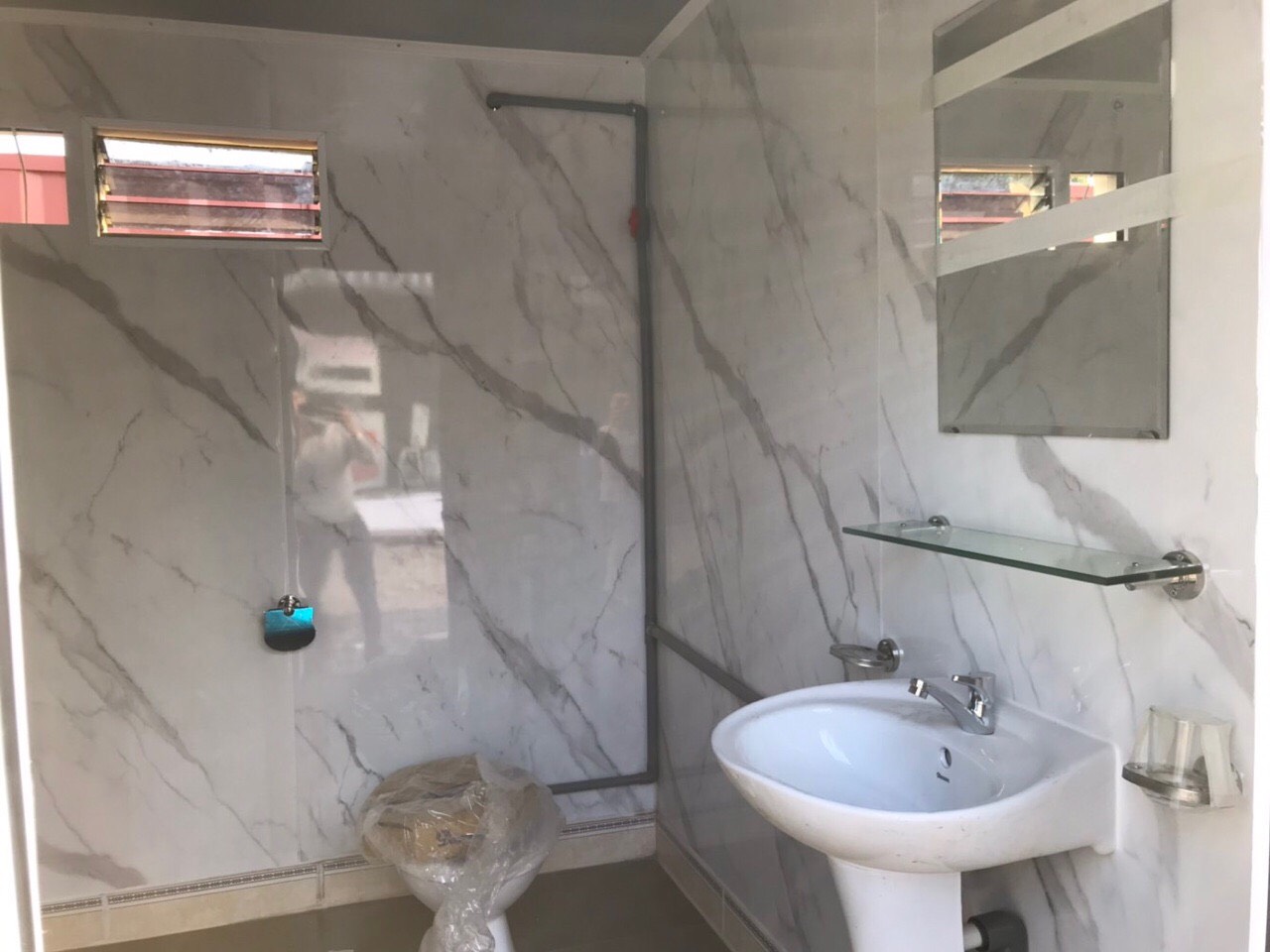 Container Toilet 20 Feet